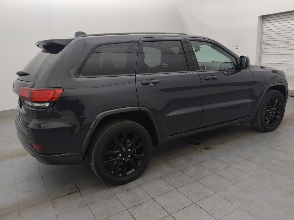 used 2017 Jeep Grand Cherokee car, priced at $17,495