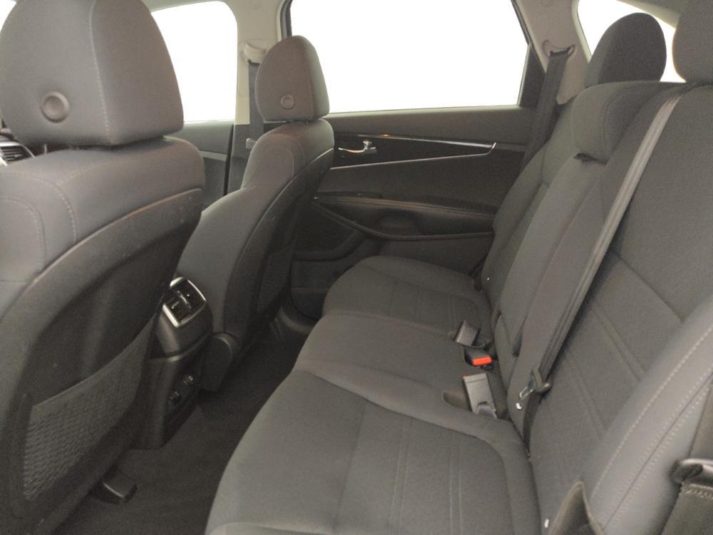 used 2020 Kia Sorento car, priced at $16,295
