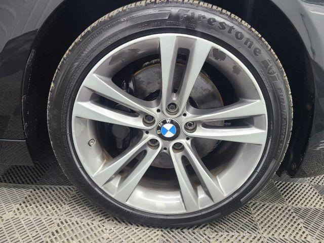 BMW 3 Series view 14
