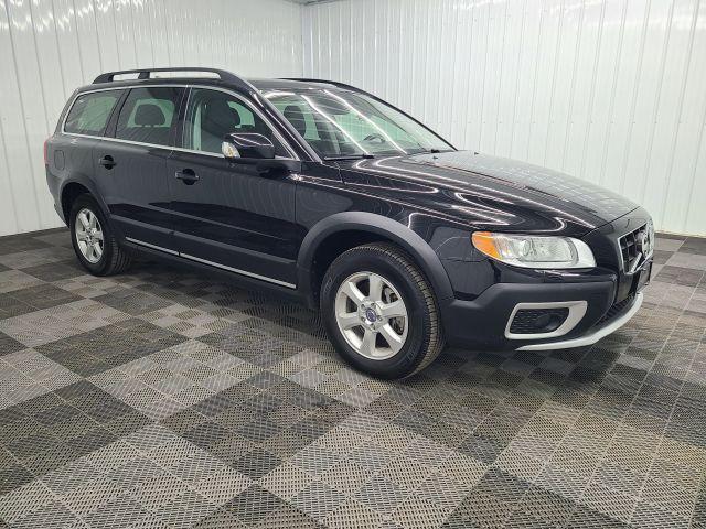 used 2013 Volvo XC70 car, priced at $11,995