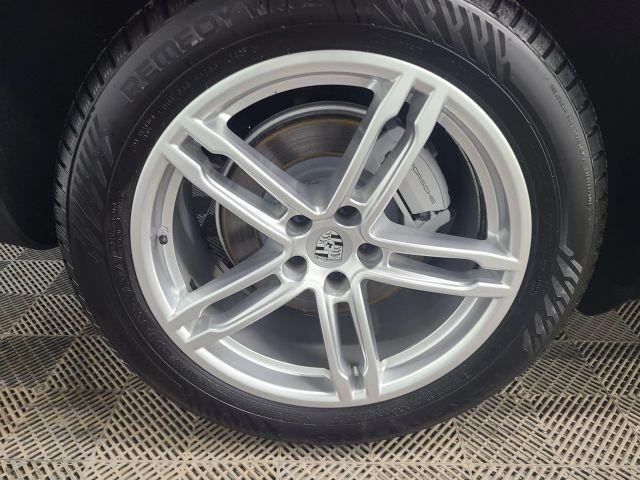 used 2015 Porsche Macan car, priced at $19,995
