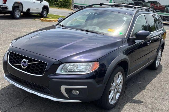 used 2016 Volvo XC70 car, priced at $14,995