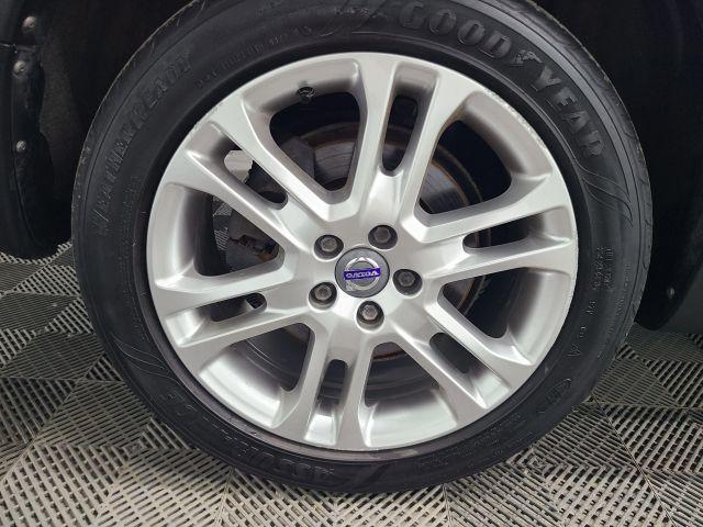 used 2016 Volvo XC70 car, priced at $14,995