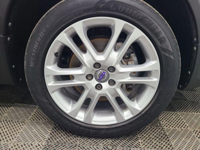 used 2016 Volvo XC70 car, priced at $14,995