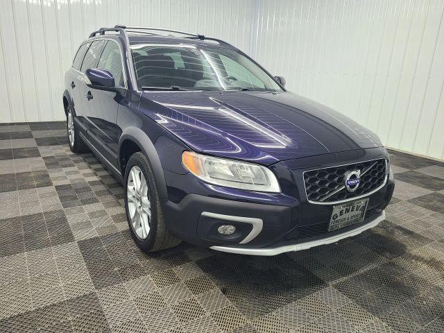 used 2016 Volvo XC70 car, priced at $14,995