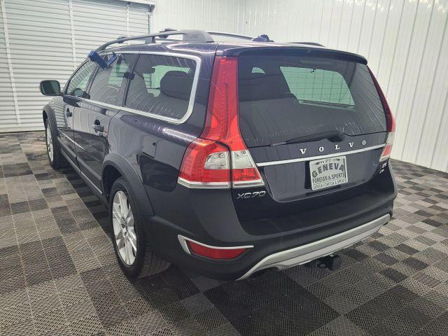used 2016 Volvo XC70 car, priced at $14,995