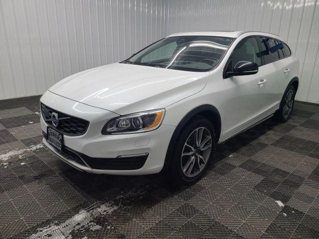used 2016 Volvo V60 Cross Country car, priced at $13,777