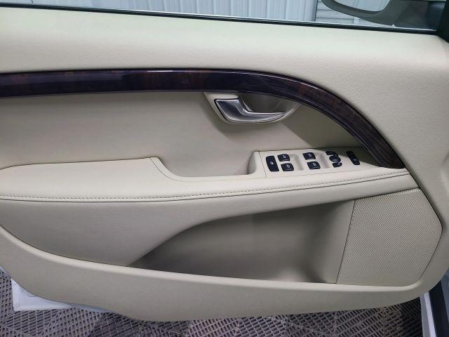 used 2016 Volvo S80 car, priced at $16,995