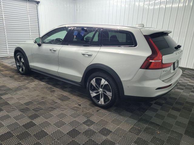 used 2020 Volvo V60 Cross Country car, priced at $19,444