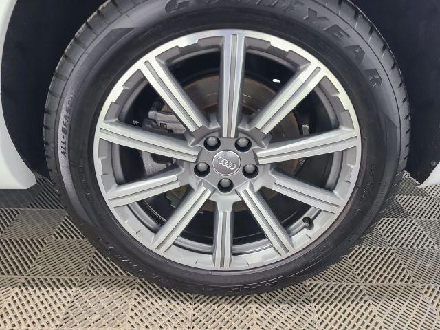 used 2018 Audi Q7 car, priced at $23,995