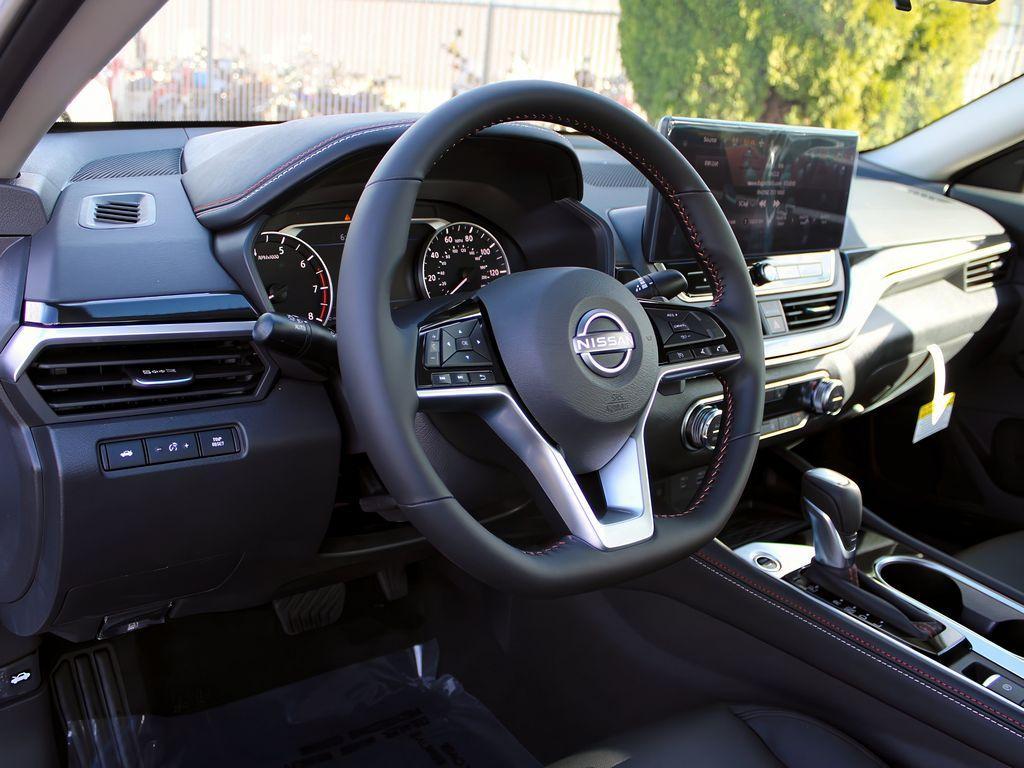new 2025 Nissan Altima car, priced at $32,999