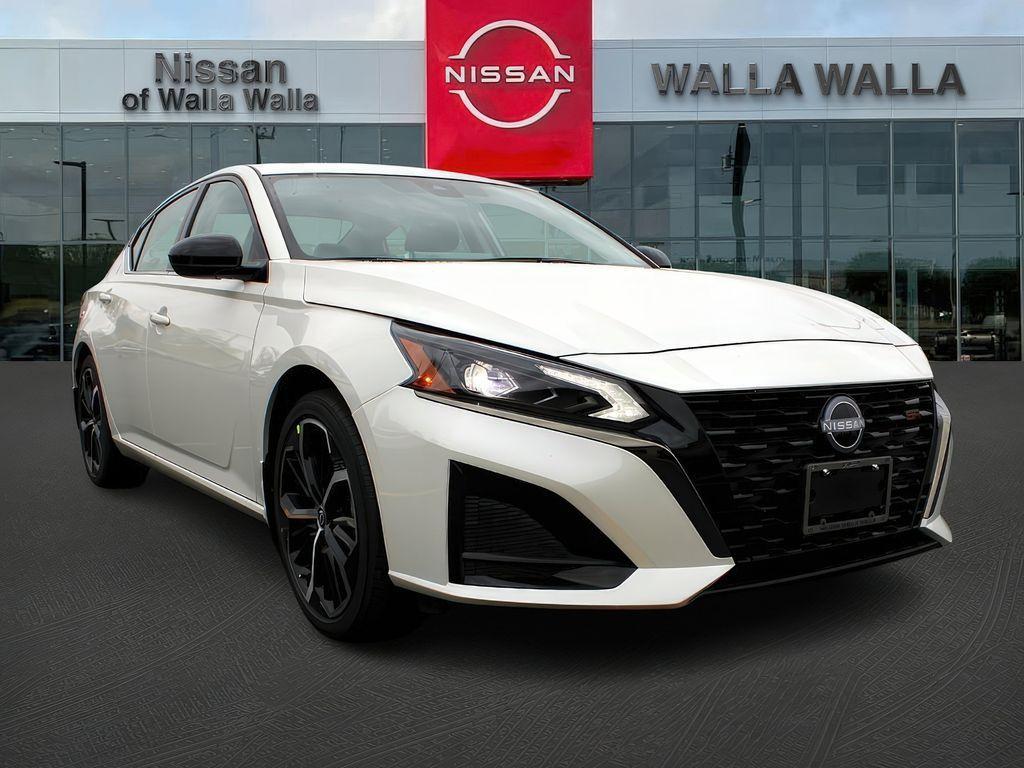new 2025 Nissan Altima car, priced at $34,880