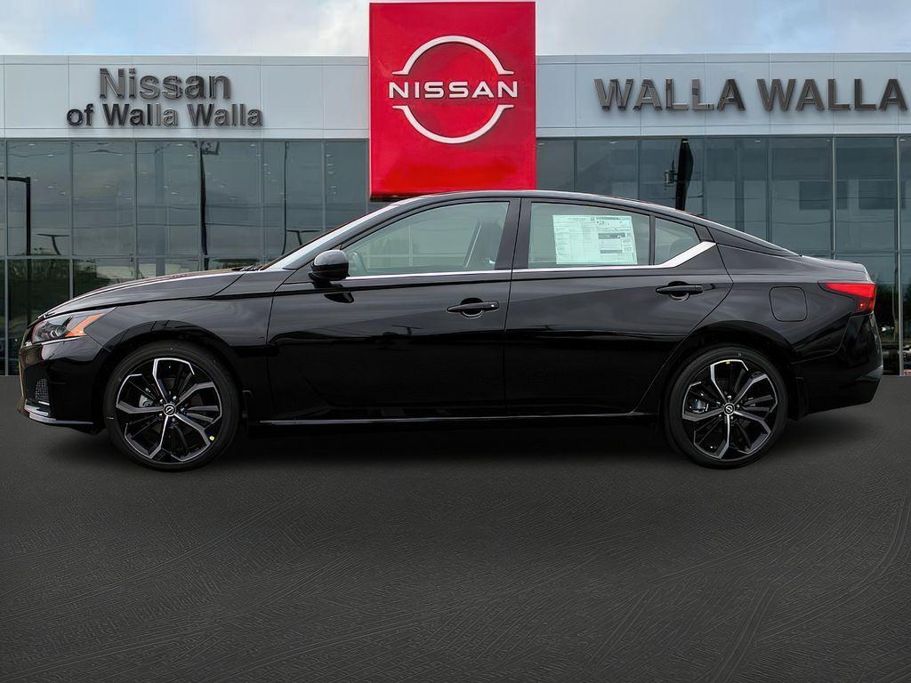 new 2025 Nissan Altima car