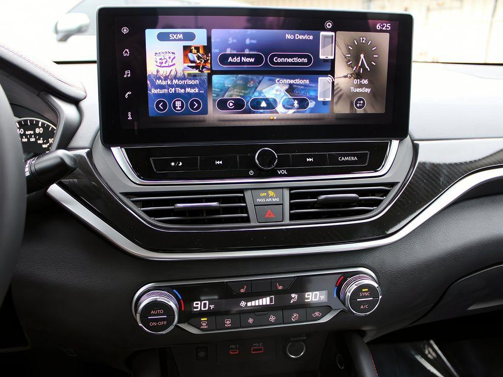 new 2025 Nissan Altima car