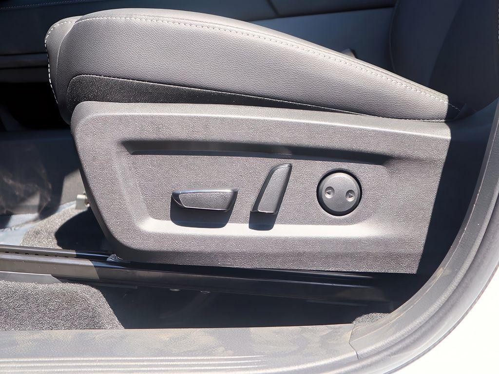 new 2025 Nissan Murano car, priced at $43,798