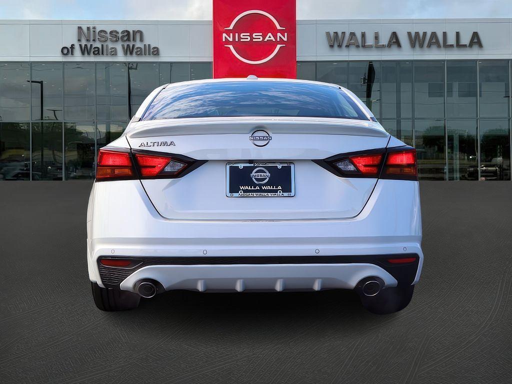 new 2025 Nissan Altima car, priced at $28,999