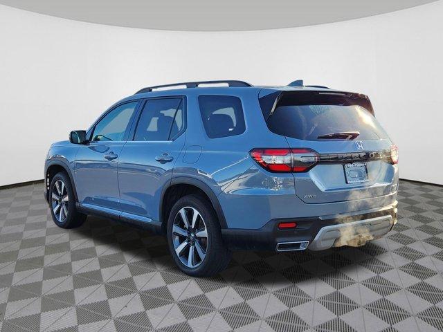 used 2025 Honda Pilot car, priced at $45,598