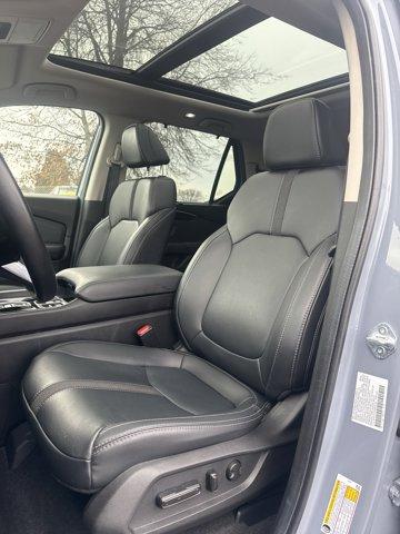 used 2025 Honda Pilot car, priced at $44,987