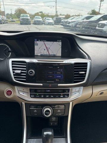 2014 White Orchid Pearl Honda Accord