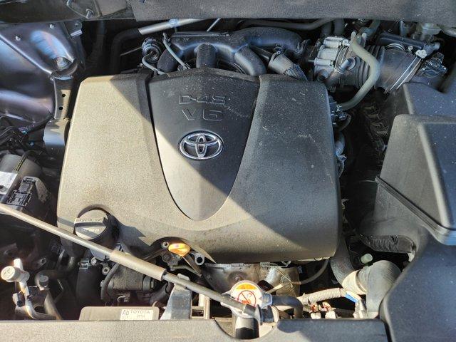 used 2018 Toyota Highlander car, priced at $18,898