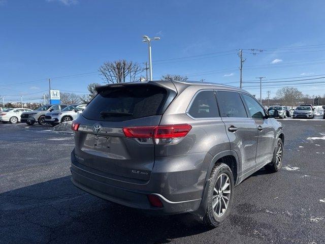 used 2018 Toyota Highlander car, priced at $18,998