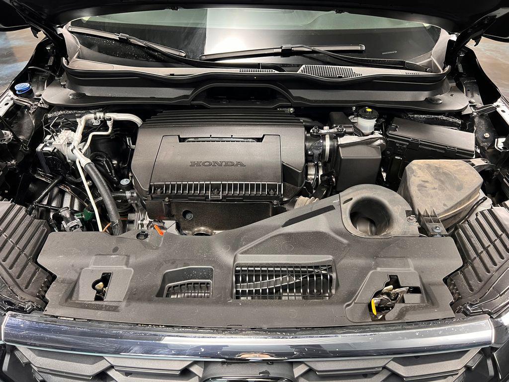used 2025 Honda Pilot car, priced at $33,741