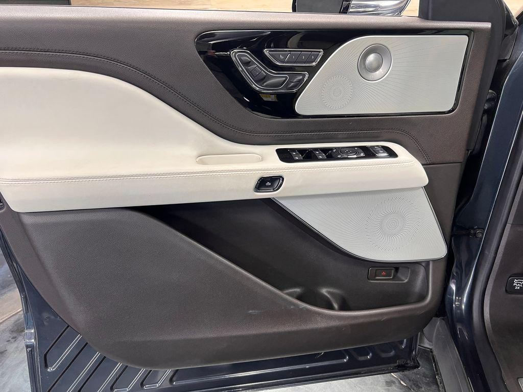 used 2020 Lincoln Aviator car, priced at $33,741
