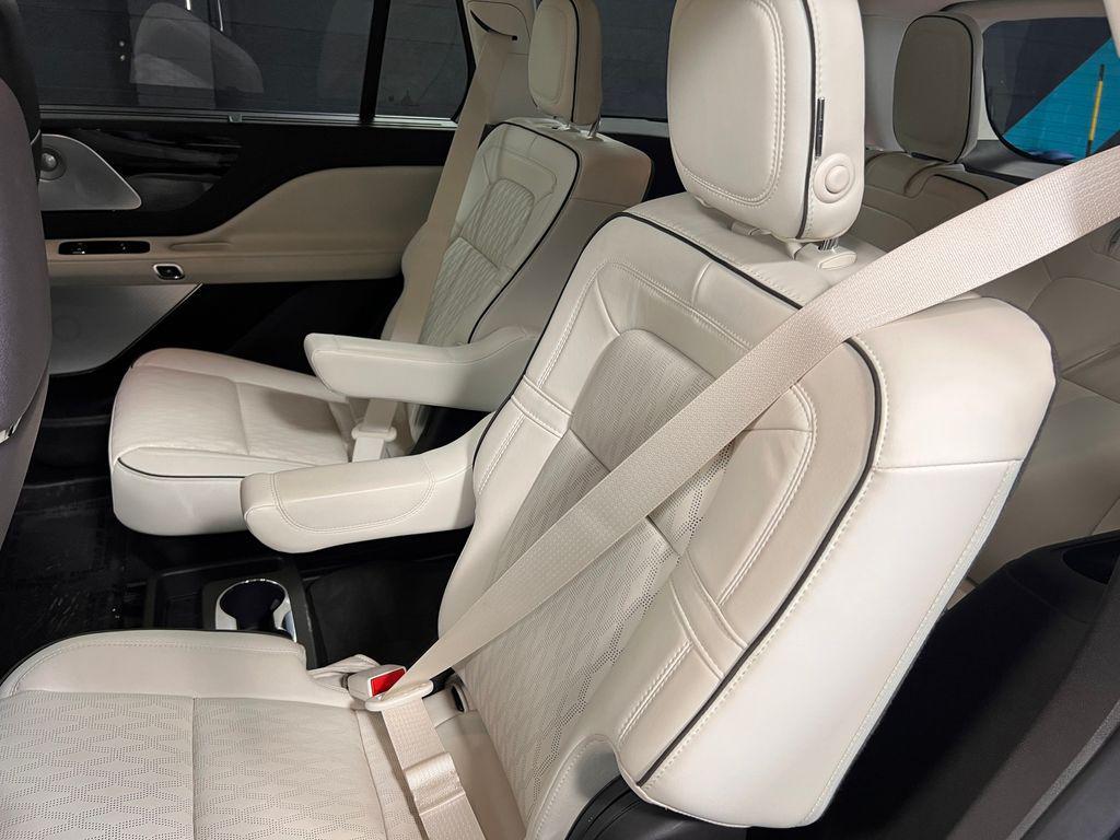 used 2020 Lincoln Aviator car, priced at $33,741