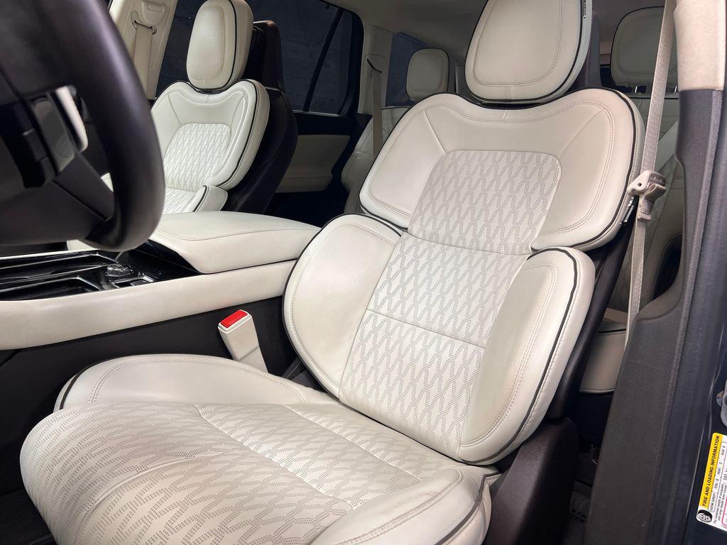 used 2020 Lincoln Aviator car, priced at $33,741