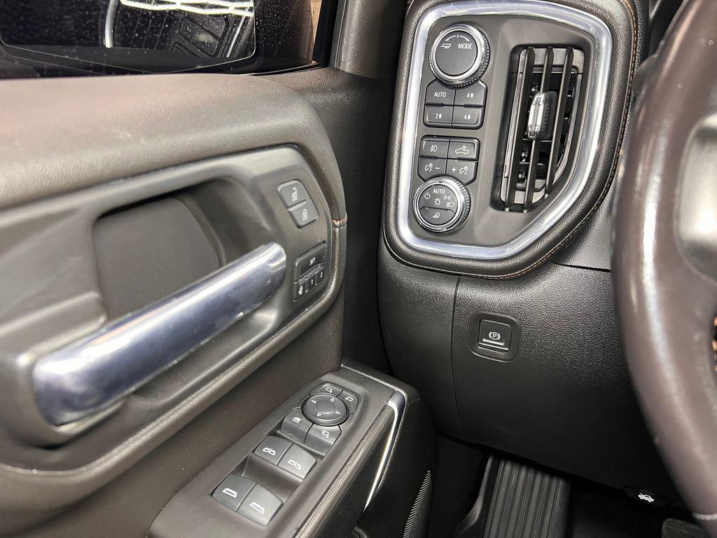 used 2021 GMC Sierra 1500 car, priced at $35,566