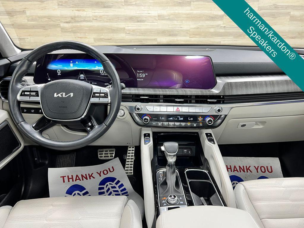 used 2025 Kia Telluride car, priced at $37,236