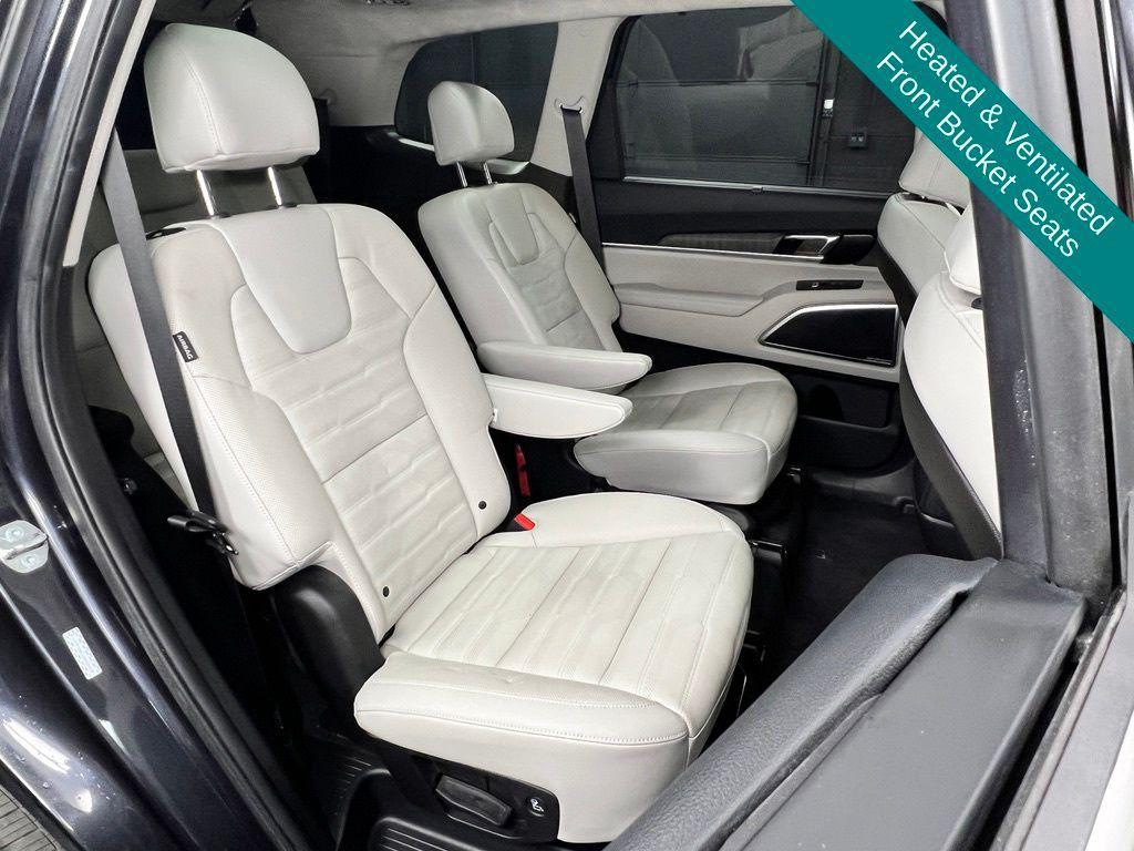 used 2025 Kia Telluride car