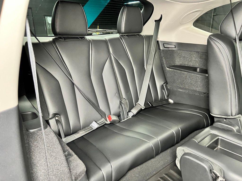 used 2025 Acura MDX car, priced at $38,321