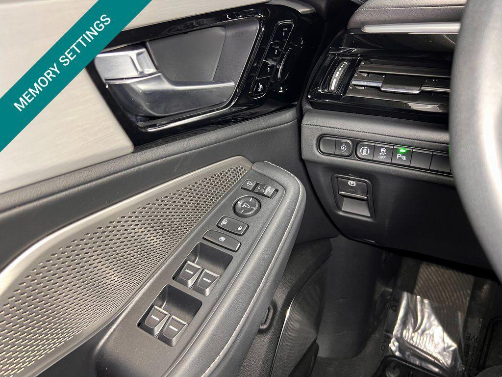 used 2024 Acura MDX car, priced at $36,566