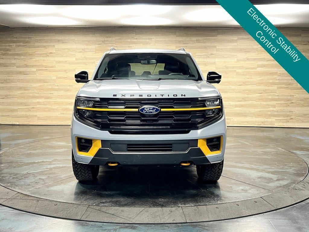used 2025 Ford Expedition car, priced at $59,341