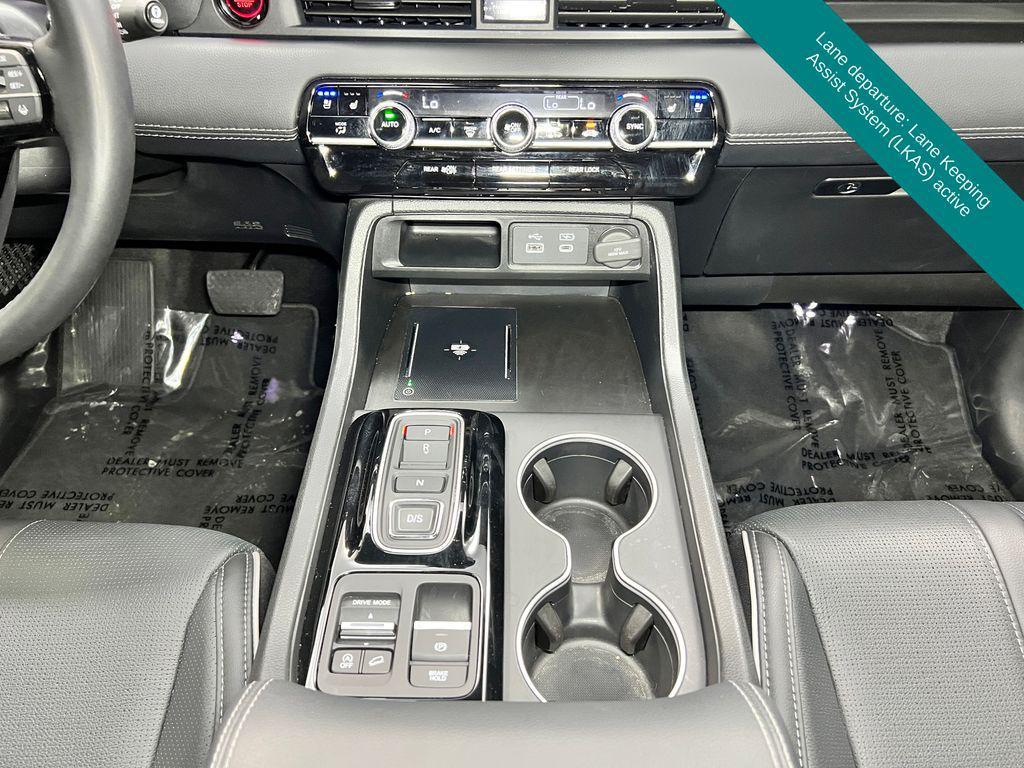 used 2025 Honda Pilot car, priced at $39,436