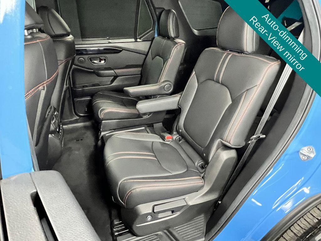 used 2025 Honda Pilot car, priced at $37,336