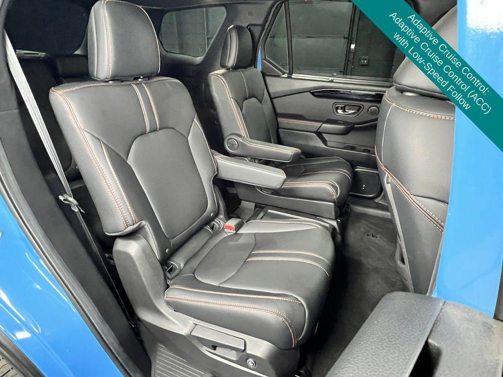 used 2025 Honda Pilot car, priced at $36,636