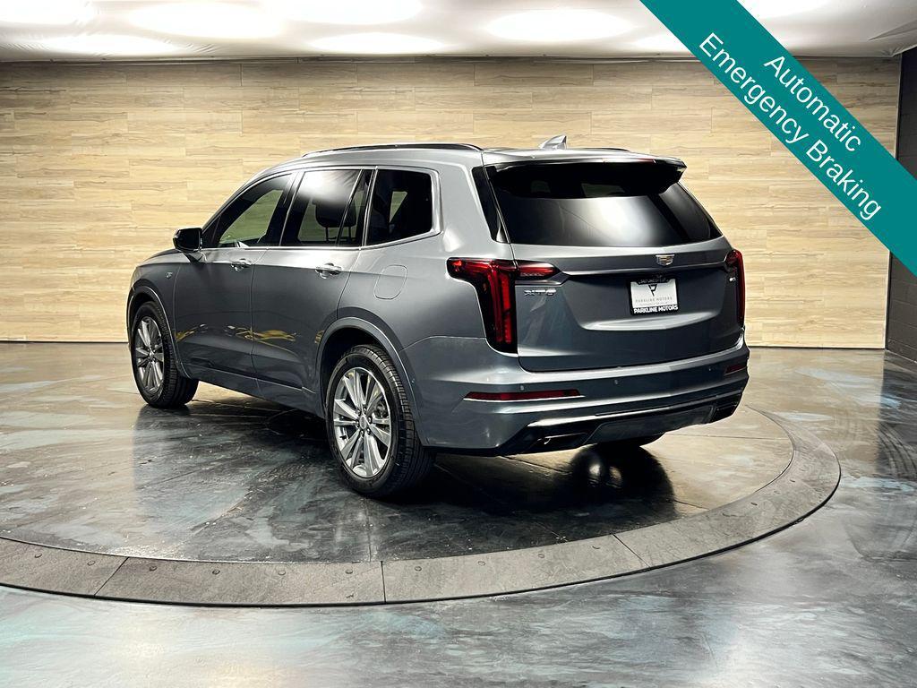 used 2025 Cadillac XT6 car, priced at $33,971