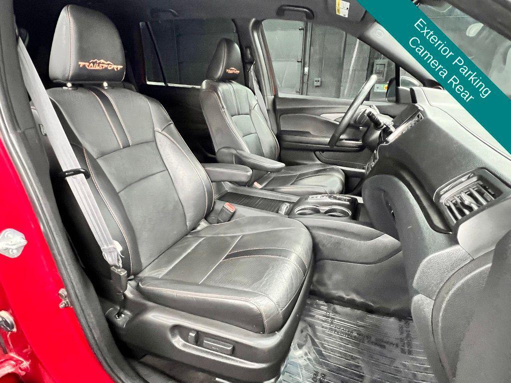 used 2023 Honda Passport car, priced at $25,536