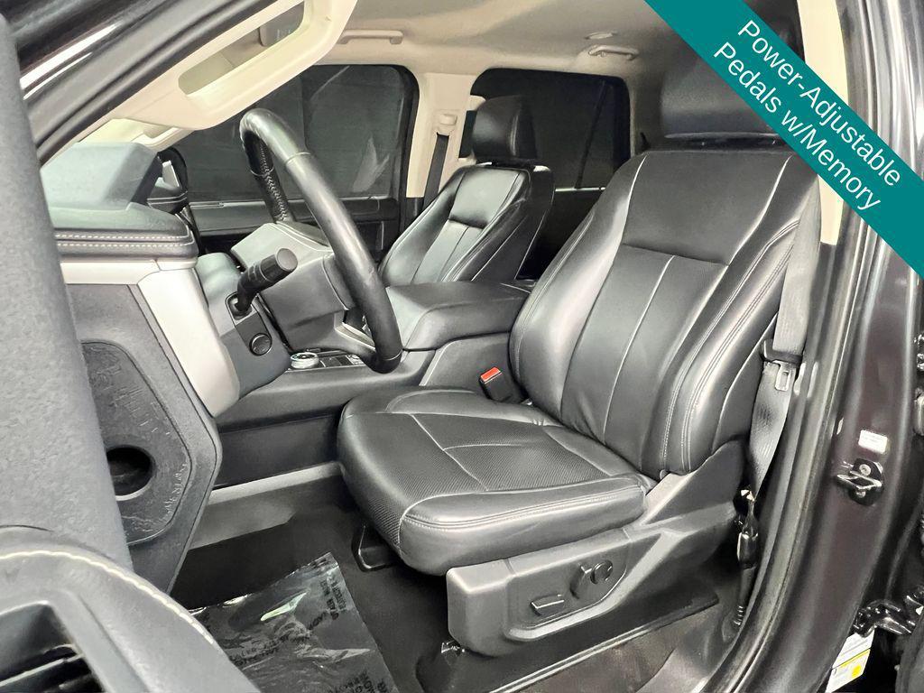 used 2024 Ford Expedition Max car, priced at $40,336