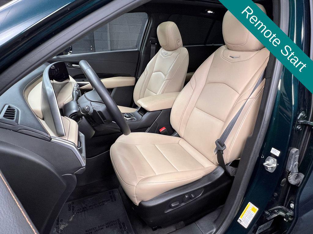 used 2024 Cadillac XT4 car, priced at $25,841