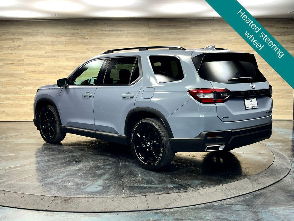 used 2025 Honda Pilot car, priced at $34,831