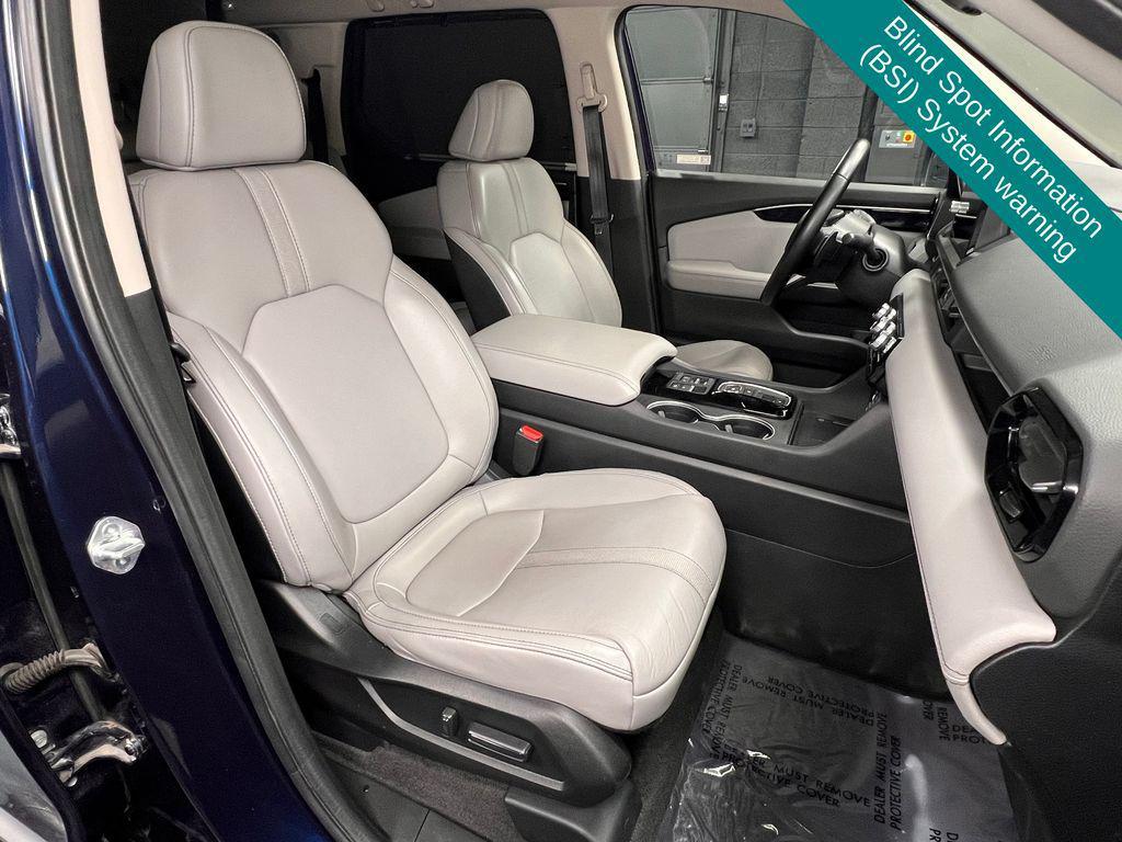used 2023 Honda Pilot car, priced at $30,741