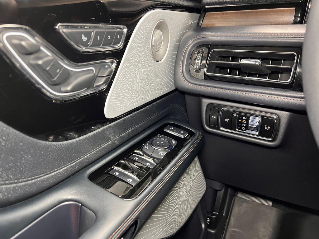 used 2025 Lincoln Aviator car, priced at $55,741
