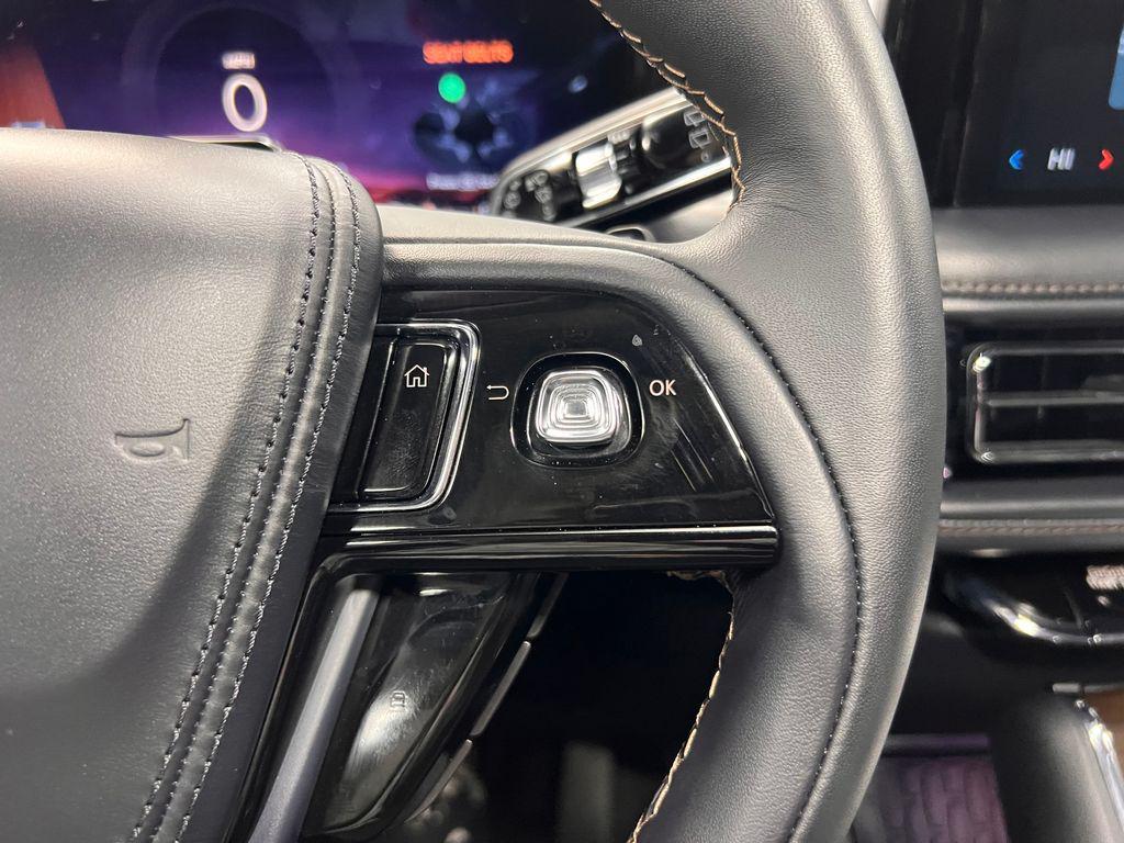 used 2025 Lincoln Aviator car, priced at $55,741