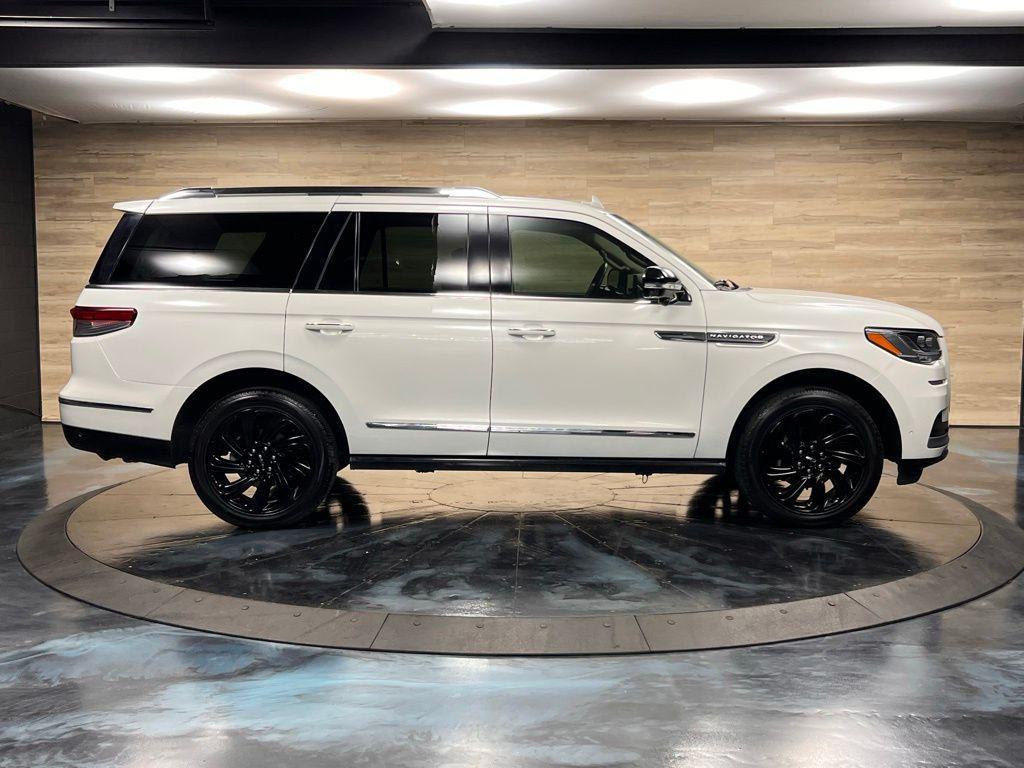 used 2024 Lincoln Navigator car, priced at $55,741