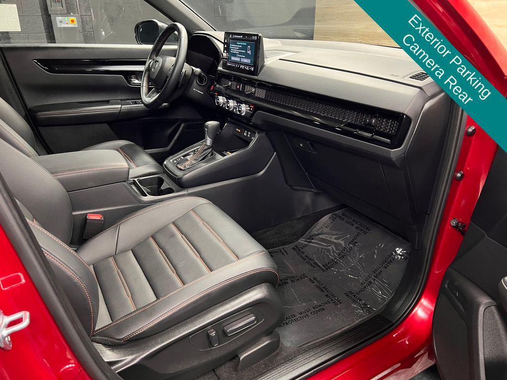 used 2025 Honda CR-V Hybrid car, priced at $31,536