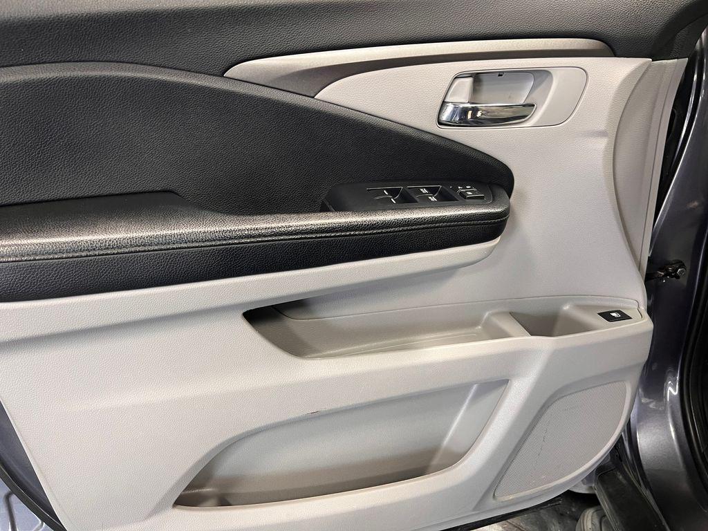 used 2019 Honda Pilot car, priced at $17,741