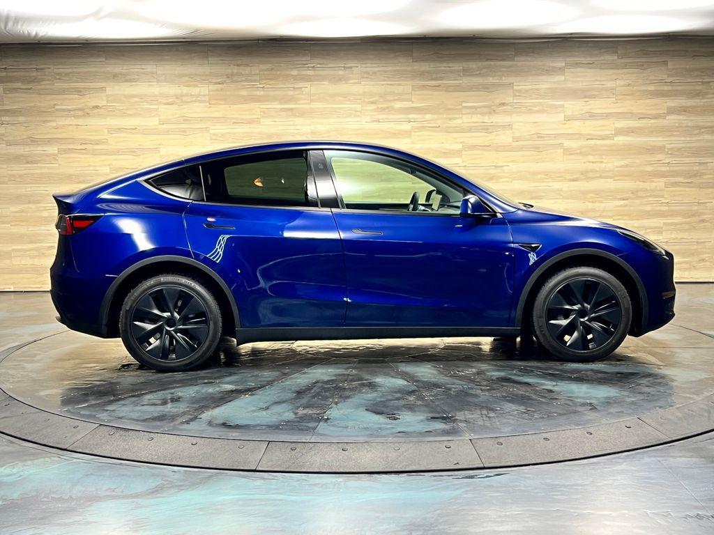 Tesla Model Y view 23